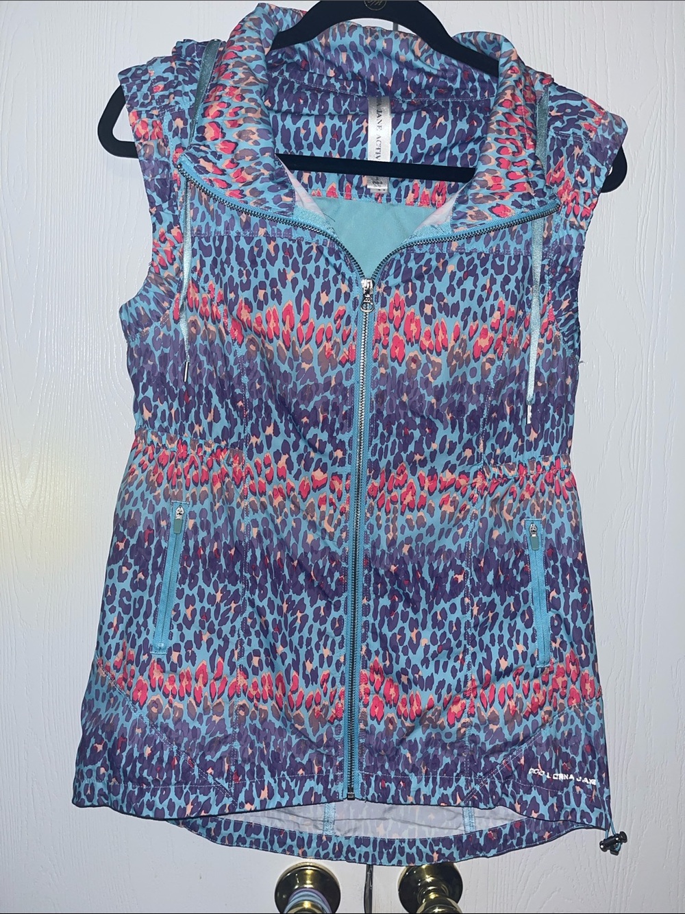 Lorna Jane Active Brodie Sleeveless Jacket/ Vest